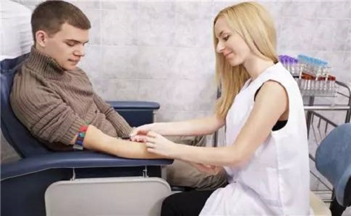 2016試管嬰兒費(fèi)用總結(jié)，這些因素都會(huì)導(dǎo)致費(fèi)用增加